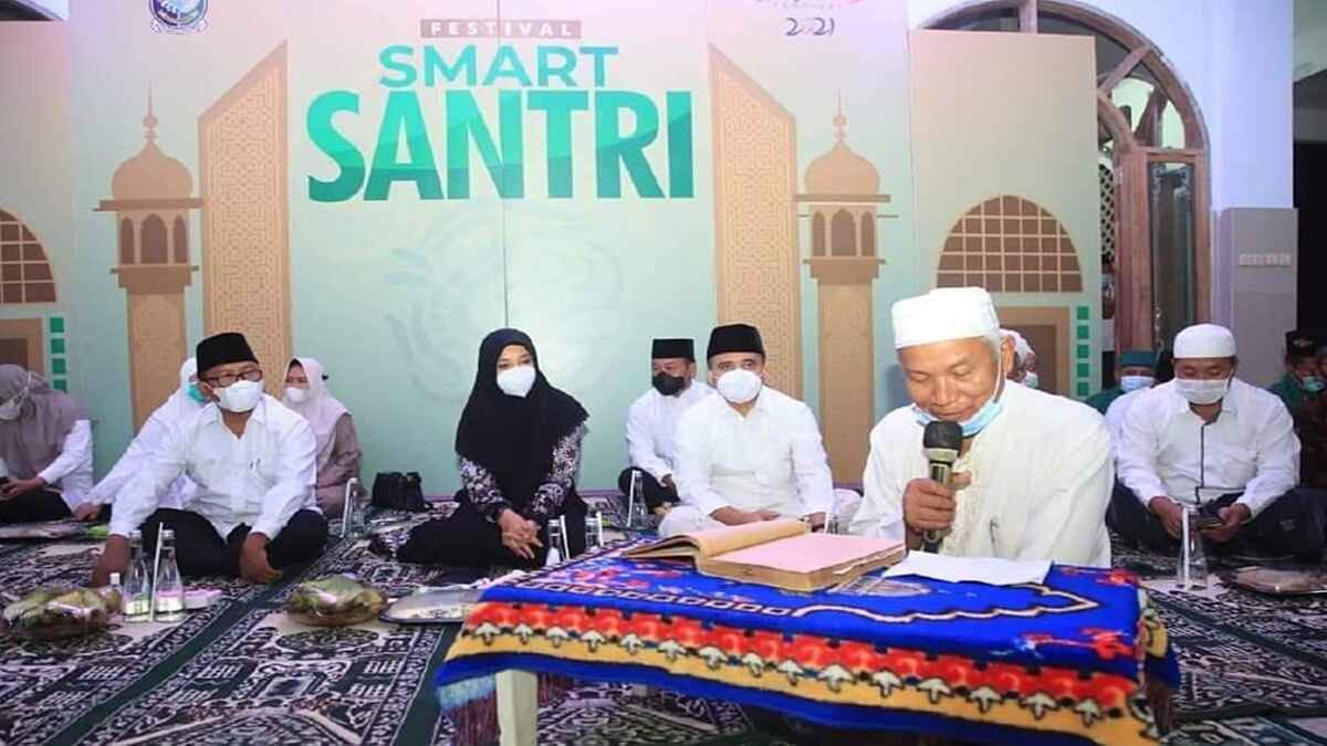 Program Smart Santri Bupati Banyuwangi Ajak ASN Mengaji Kitab Kuning