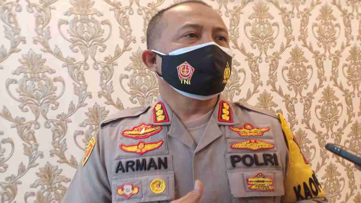 Diduga Pesta Sabu, Oknum Polisi, Kades dan Seorang Pengusaha Dikeler Polresta Banyuwangi